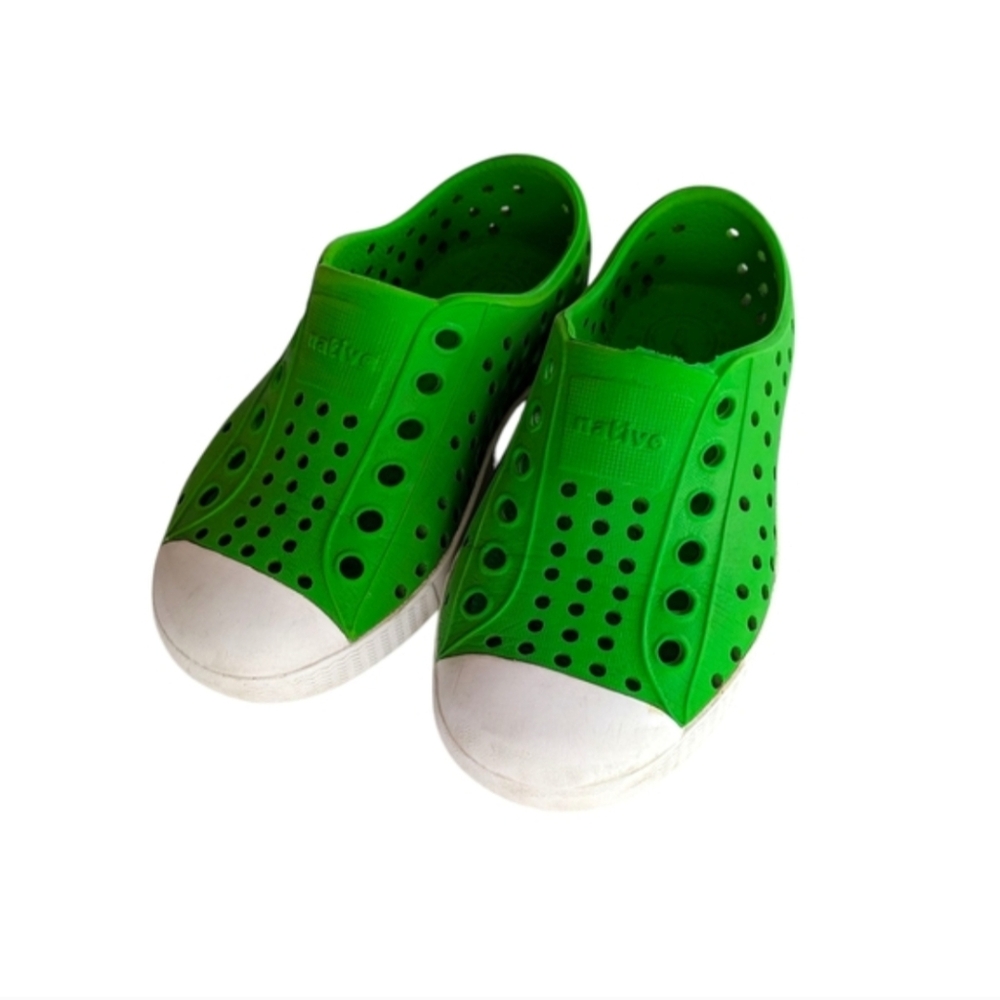 Native Kids Bright Green Water Shoes